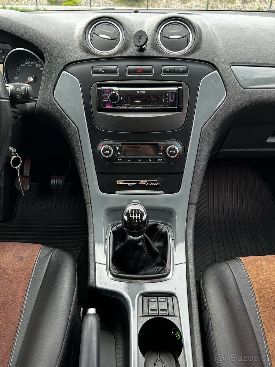 Ford mondeo mk4 combi