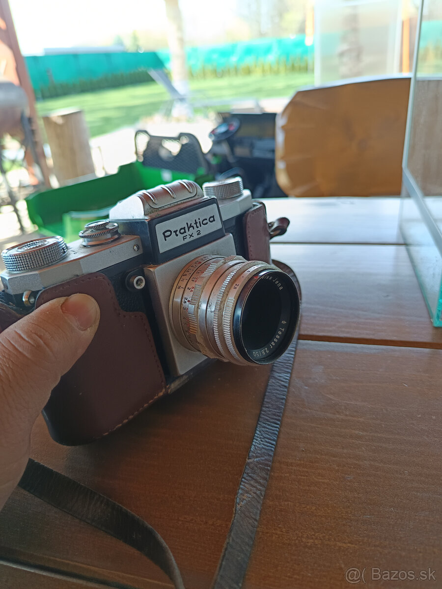 Praktica FX2