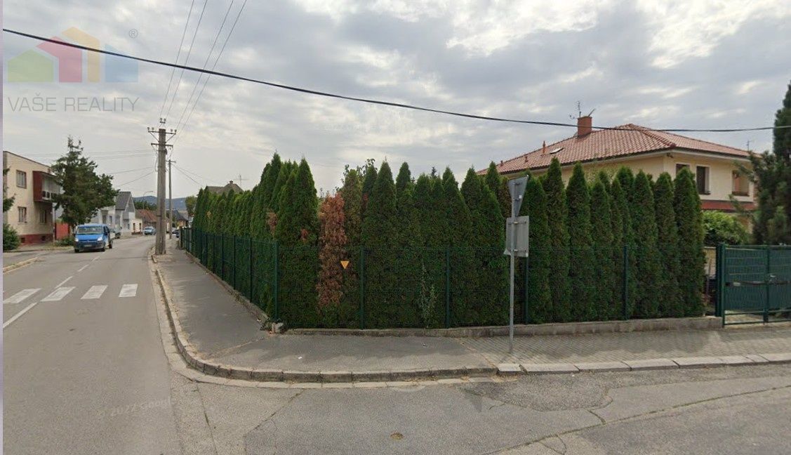 STAVEBNÝ POZEMOK 575 m² so STAVEBNÝM POVOLENÍM a PROJEKTOM -