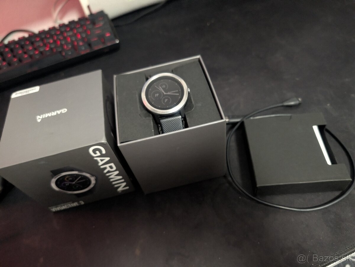Garmin vívoactive 3 – elegantné smart hodinky s GPS (Strieb