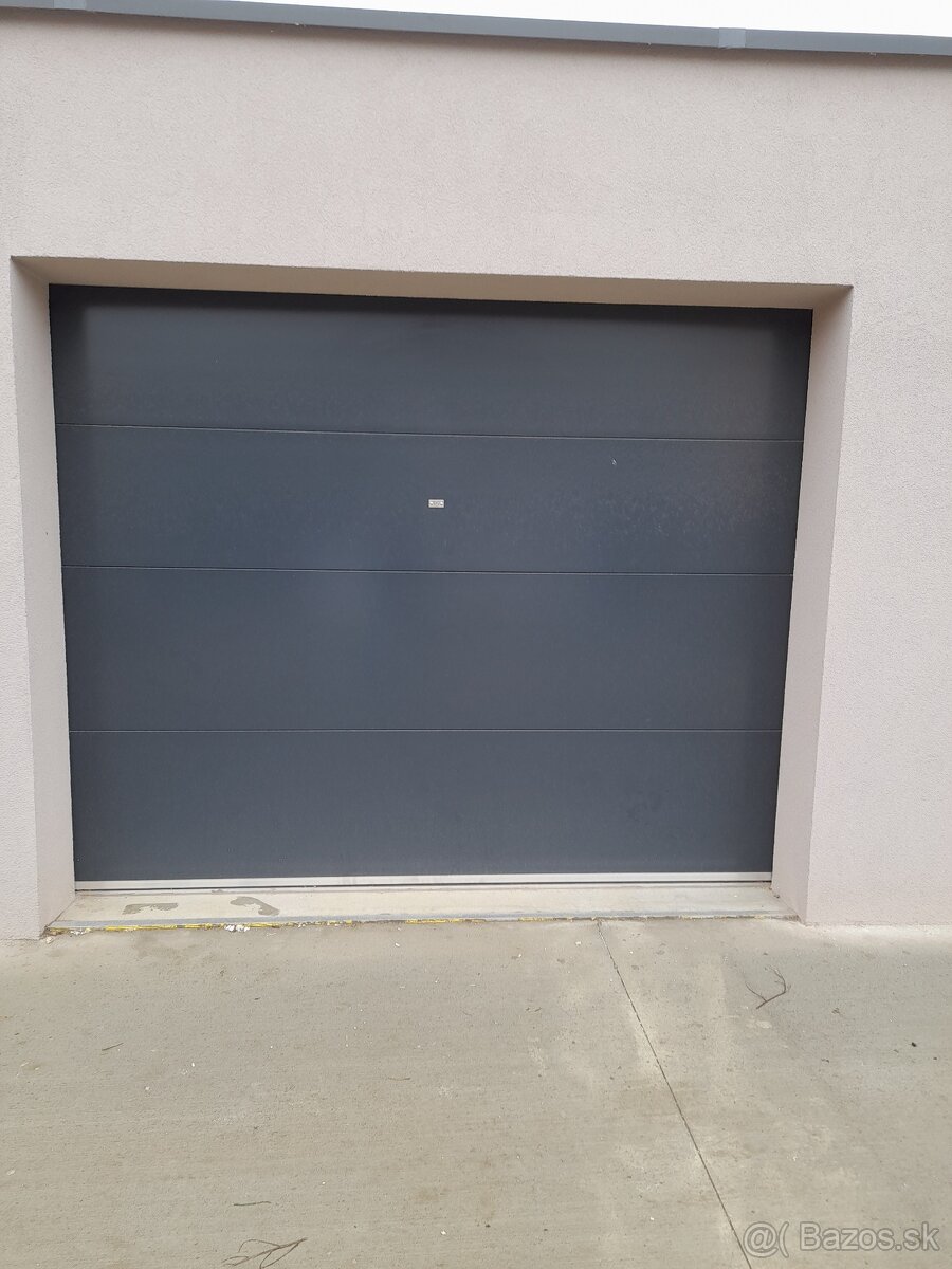 Prenajmem garáž v Malinove