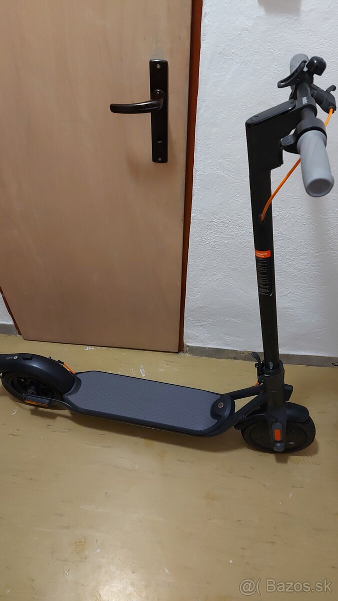 Predam elektricku kolobežku Segway ninebot