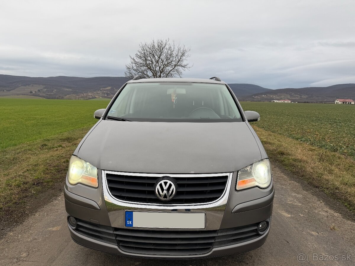 VW Touran 1.9TDI BLS DSG