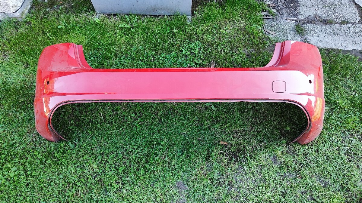 Predám zadný nárazník Volvo S60