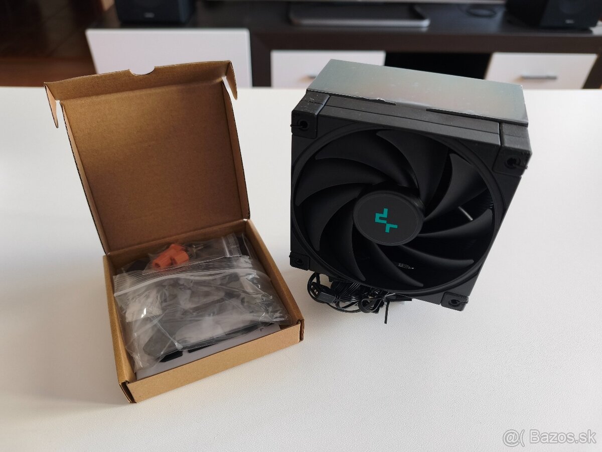 DeepCool AK500S DIGITAL, uchytenie Intel + AMD v zaruke
