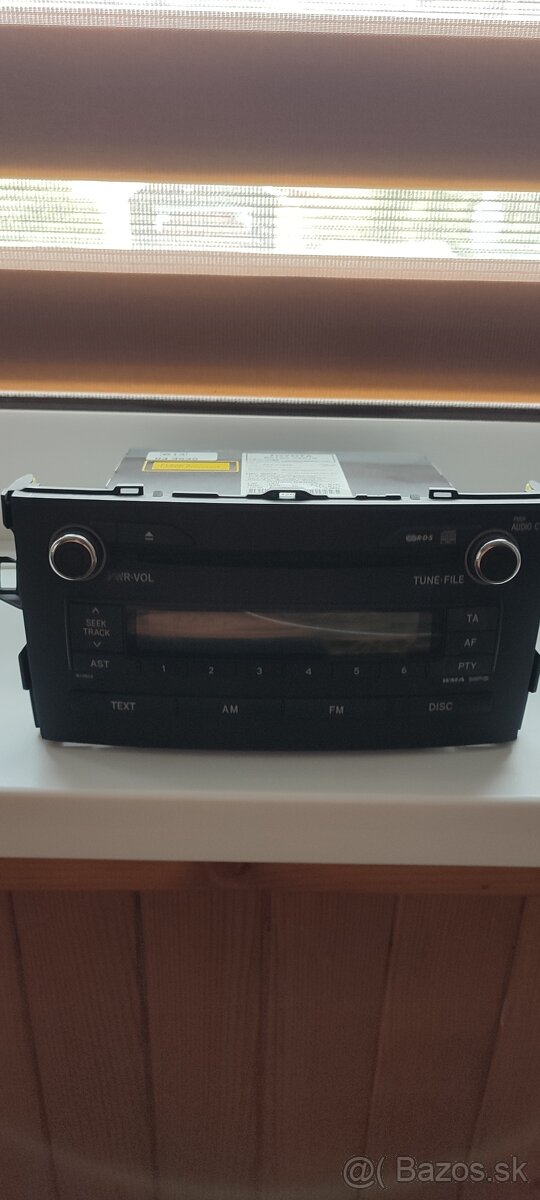 Autoradio auris