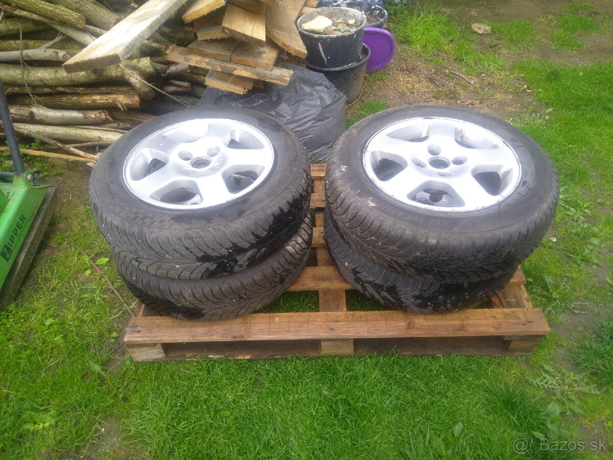 Elektrony 15 rozteč 4x108 Peugeot