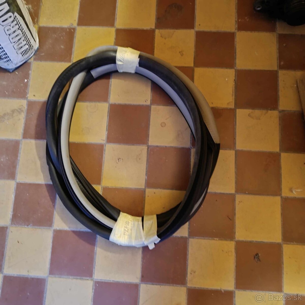Opel Astra H Tesnenia dverí