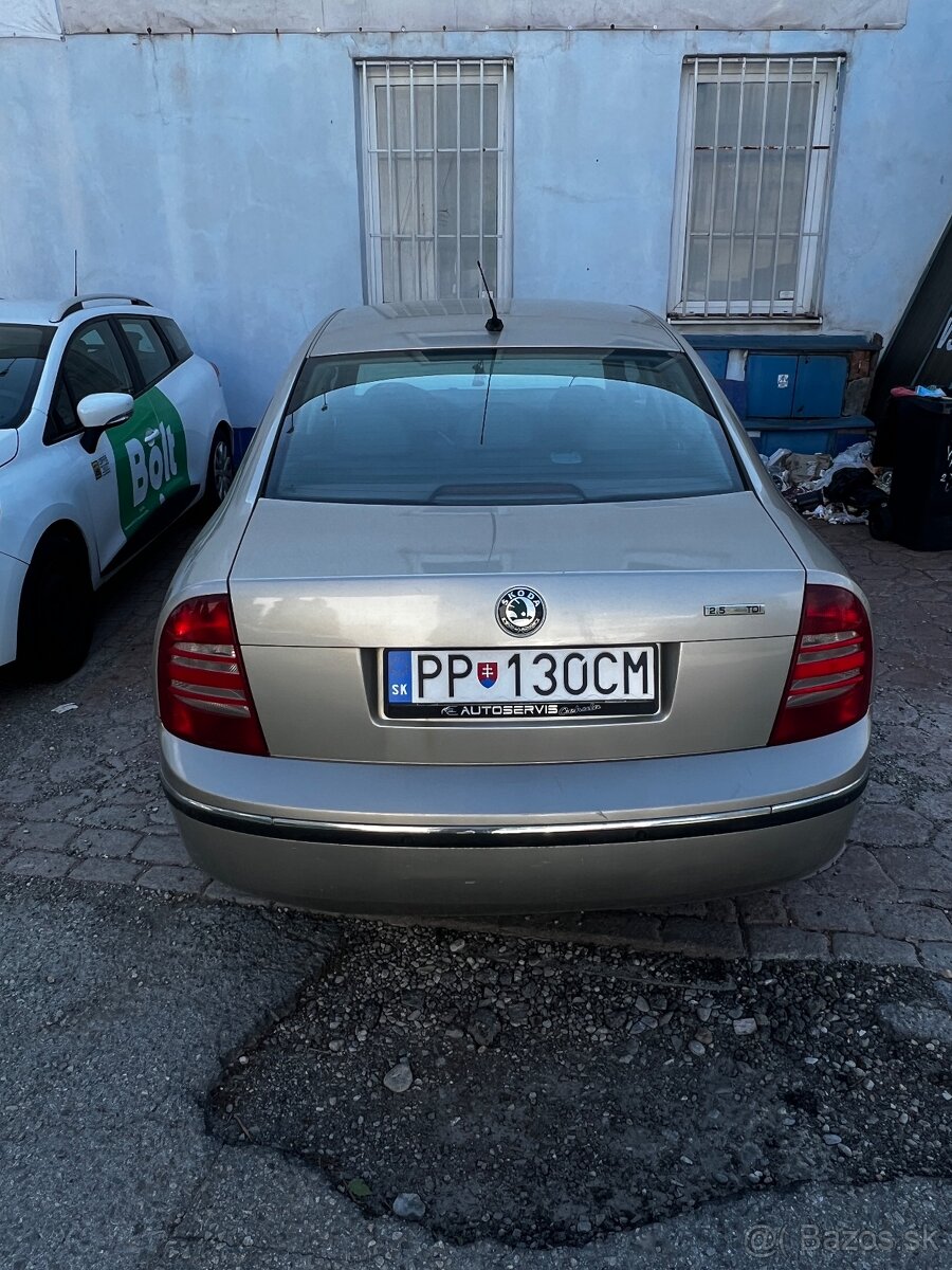 Škoda SuperB 2.5TDI