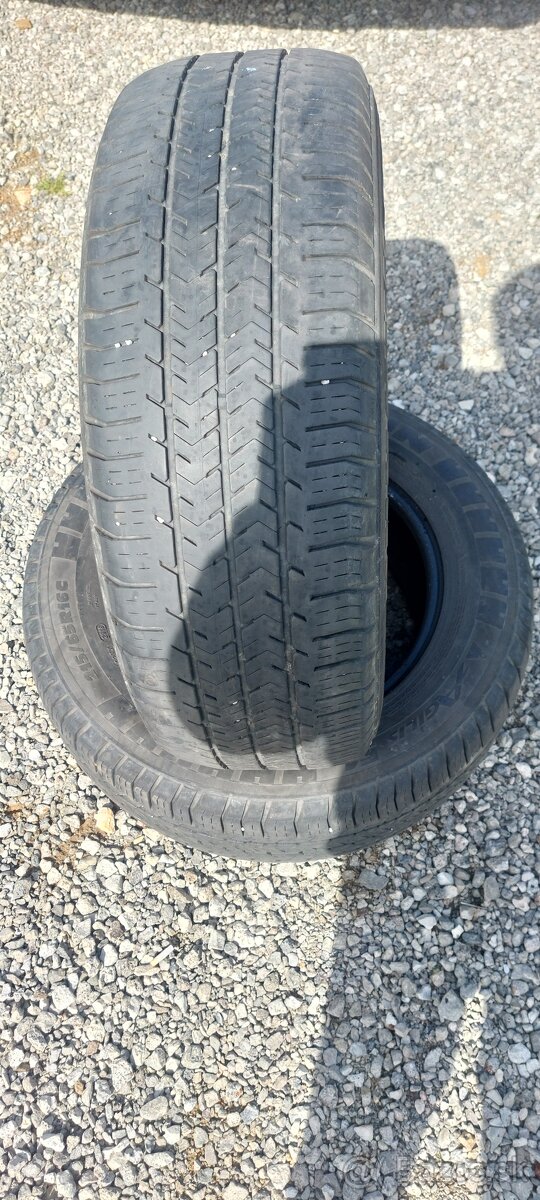 215/65 R16 C PNEU