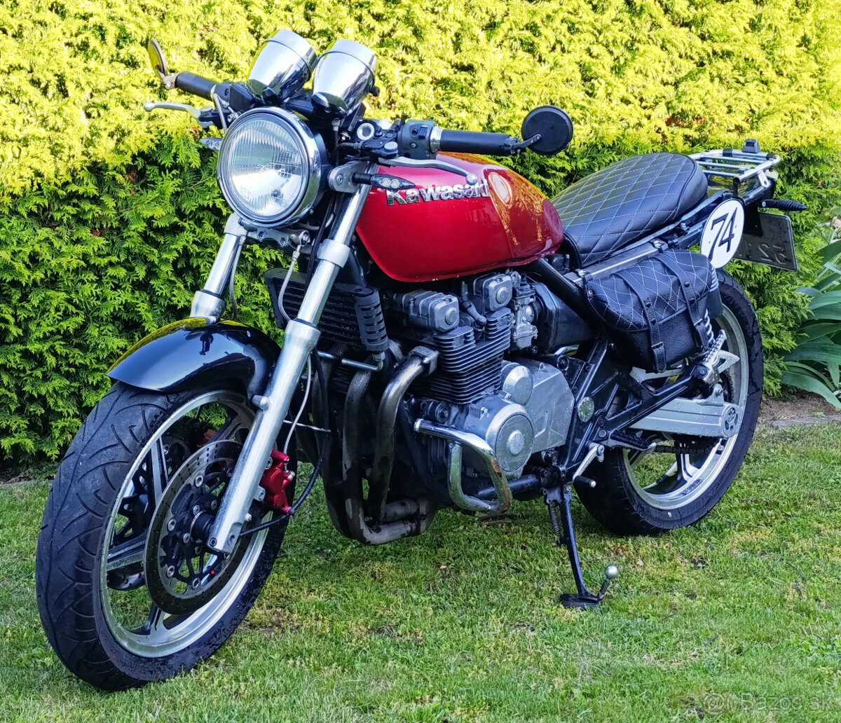 Cafe racer Kawasaki Zephyr 550