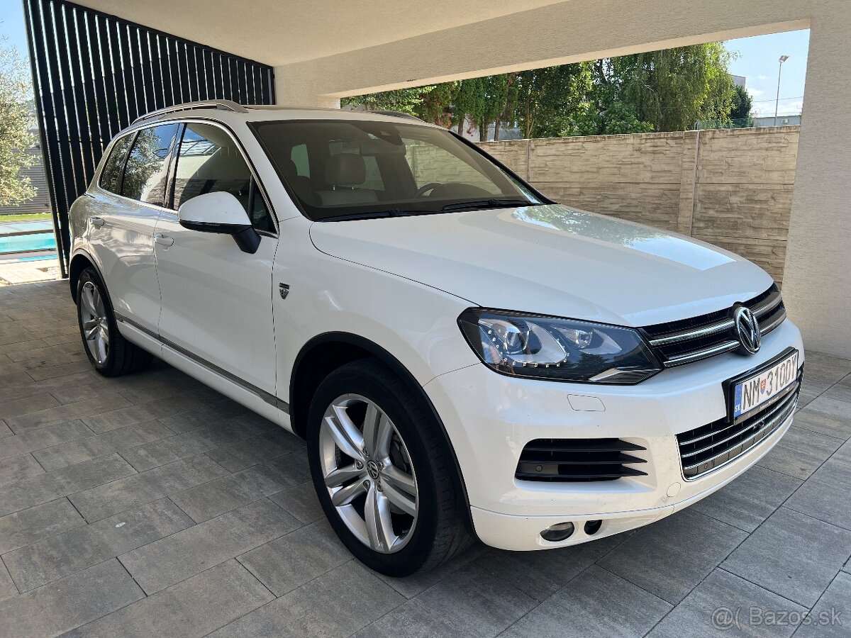 VW Touareg 4.2 TDI V8 250kW EXCLUSIVE Panorama ACC WEBASTO