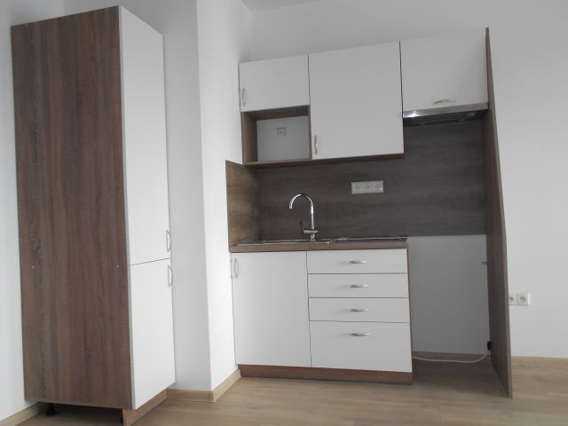 Prenájom bytu 2 + 1 s balkónom v Čadci