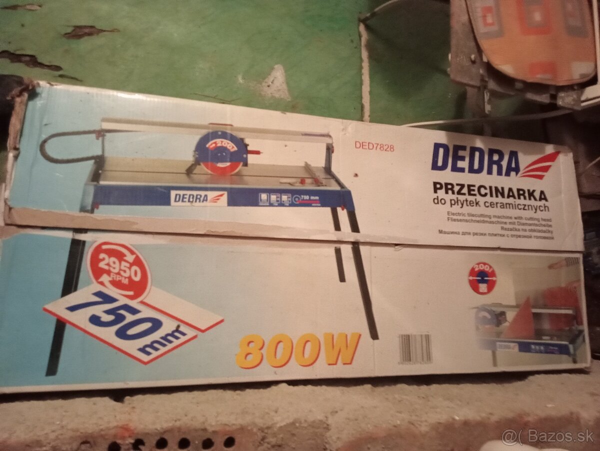 Rezačka na dlažbu