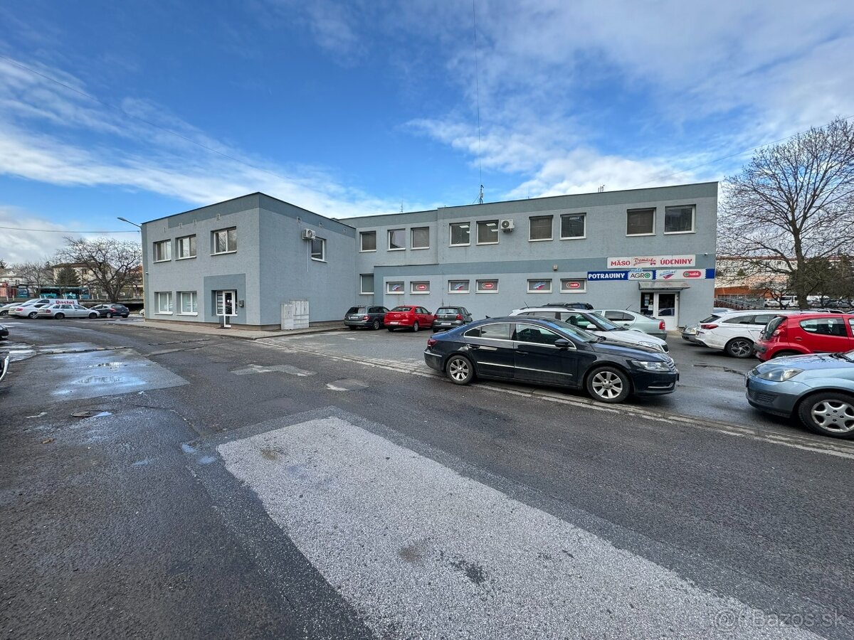 Prenájom kancelárskych priestorov v zrekonštruovanej budove