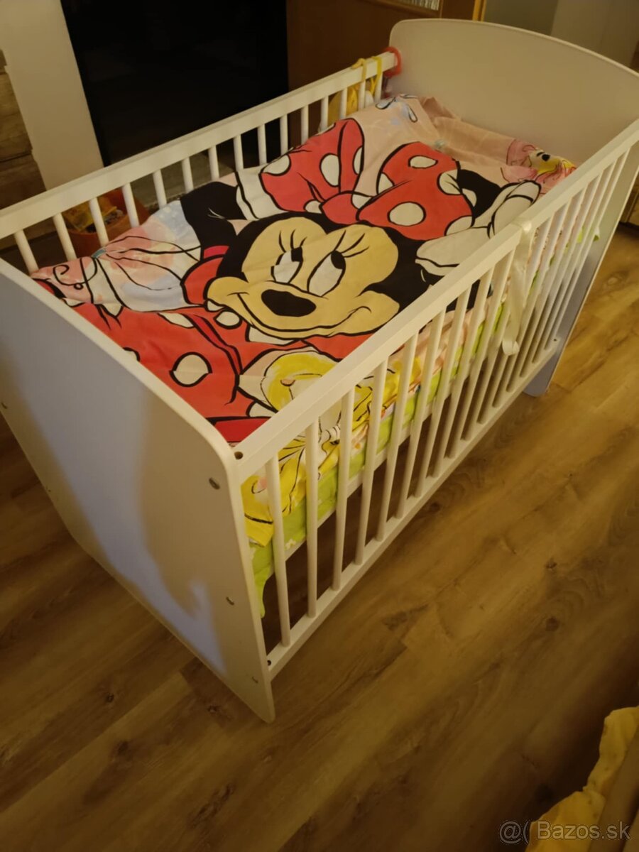 Detska postielka +matrac +prikrývka a vankúš