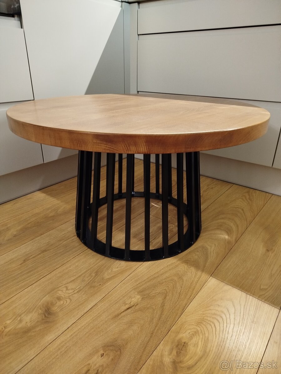 Konferenčný stolík