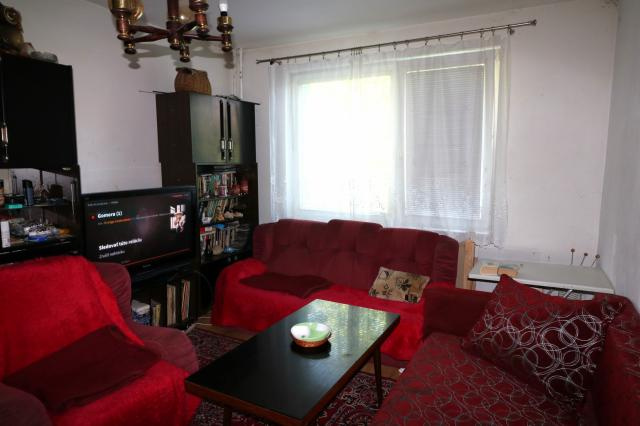 PREDAJ 3 - IZBOVÝ BYT S LOGGIOU A BALKÓNOM VLČINCE