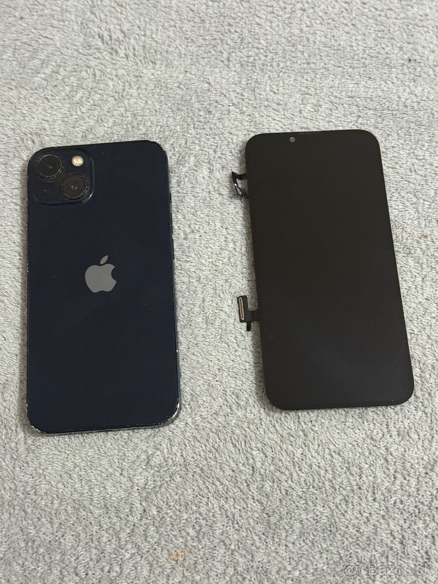 Predám apple iPhone 13 128GB Black Na náhradné diely