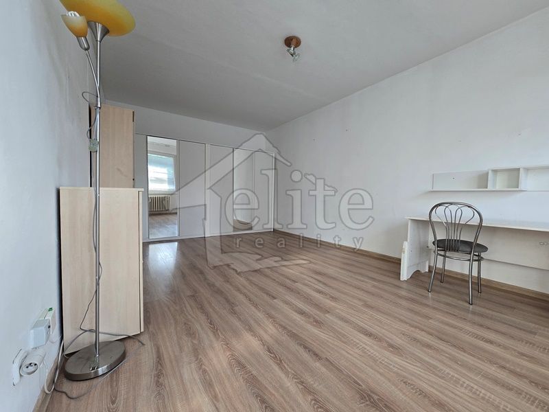 Prenájom, Byt/1-izbový (RK01031514)