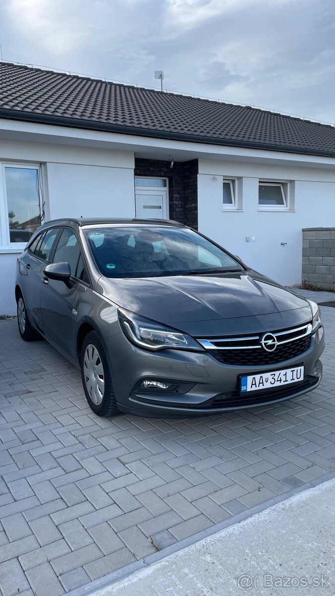 Opel Astra Sports Tourer+ 9700€ z DPH