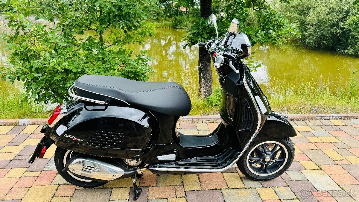 Vespa GTS 300 Super, rok 2024, cena +DPH