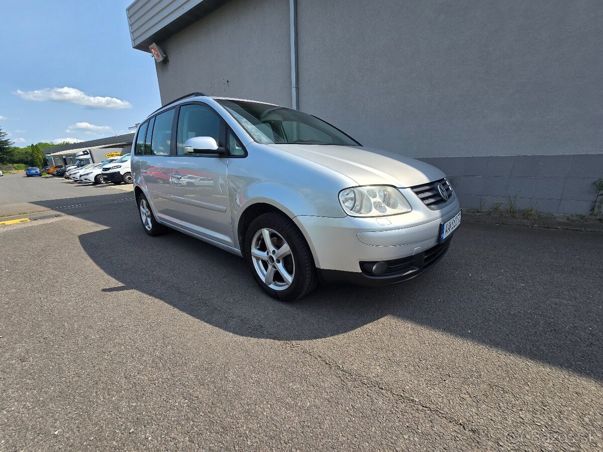 Predam Volkswagen touran 1.9 tdi dsg