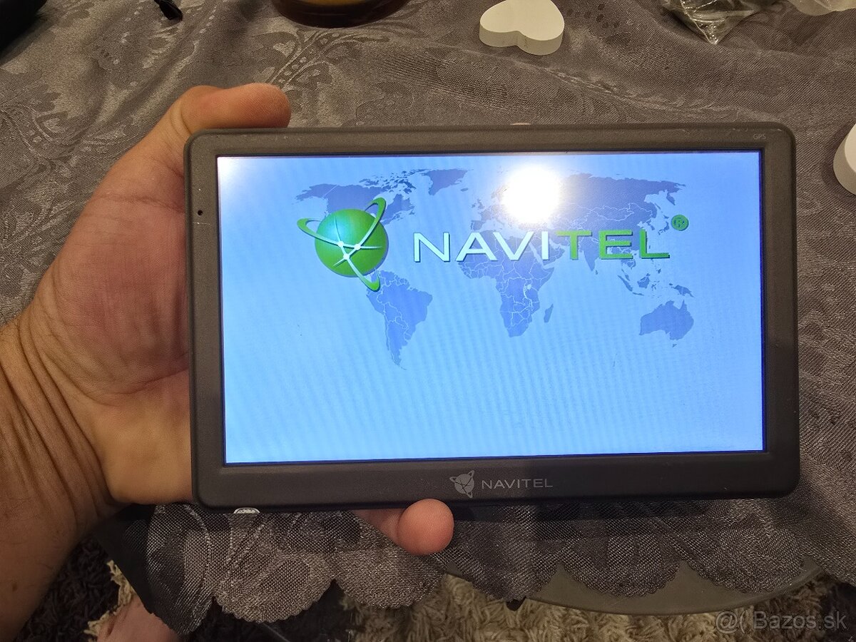 Navigacia Navitel 70e