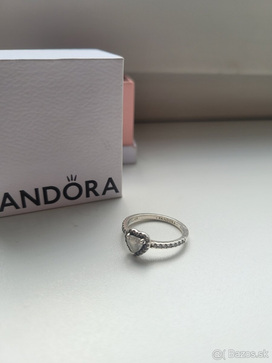 PANDORA prsteň