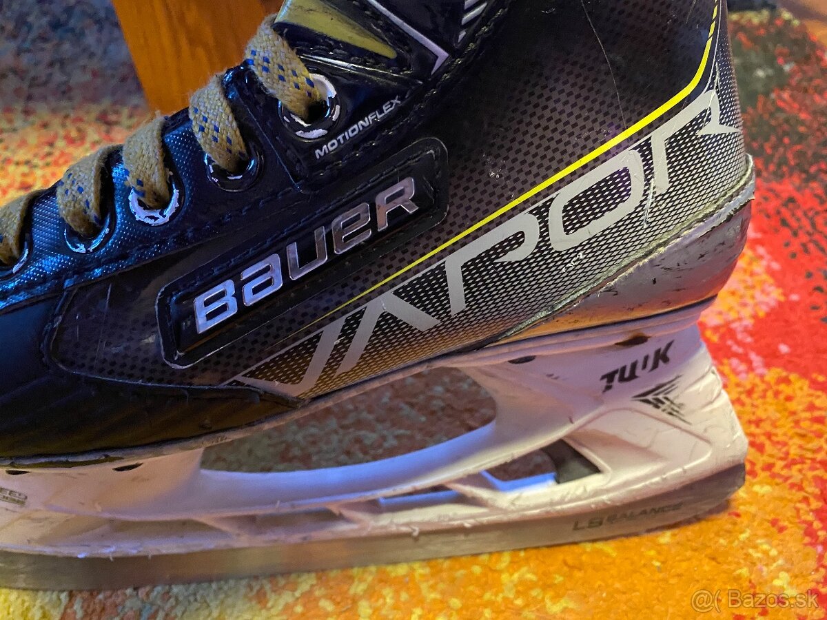 Korčule Bauer Vapor X3