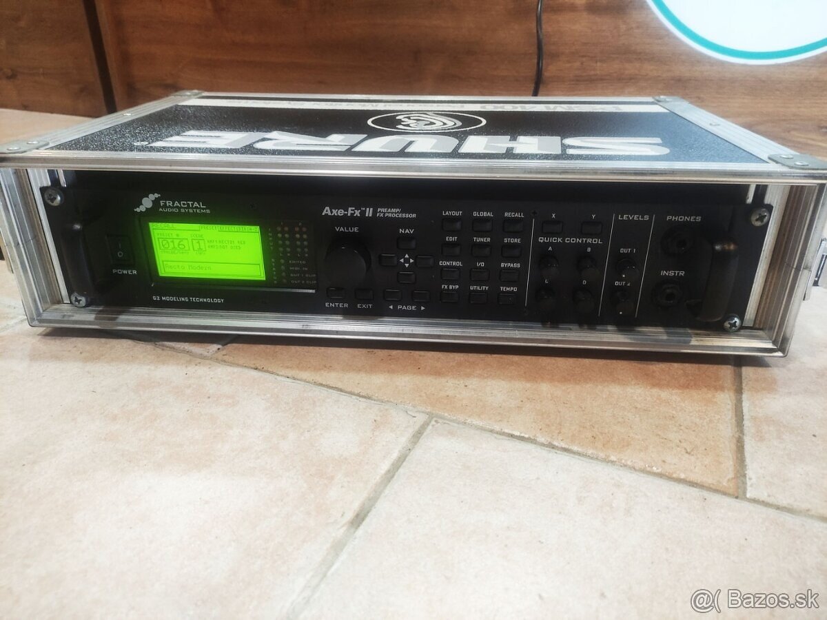 Fractal Axe-FX II + rack case