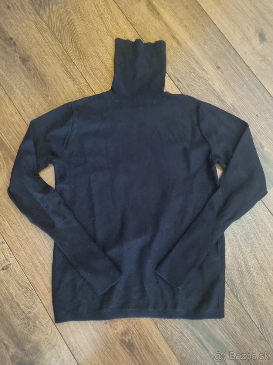 Damsky čierny rolák Reserved S/36