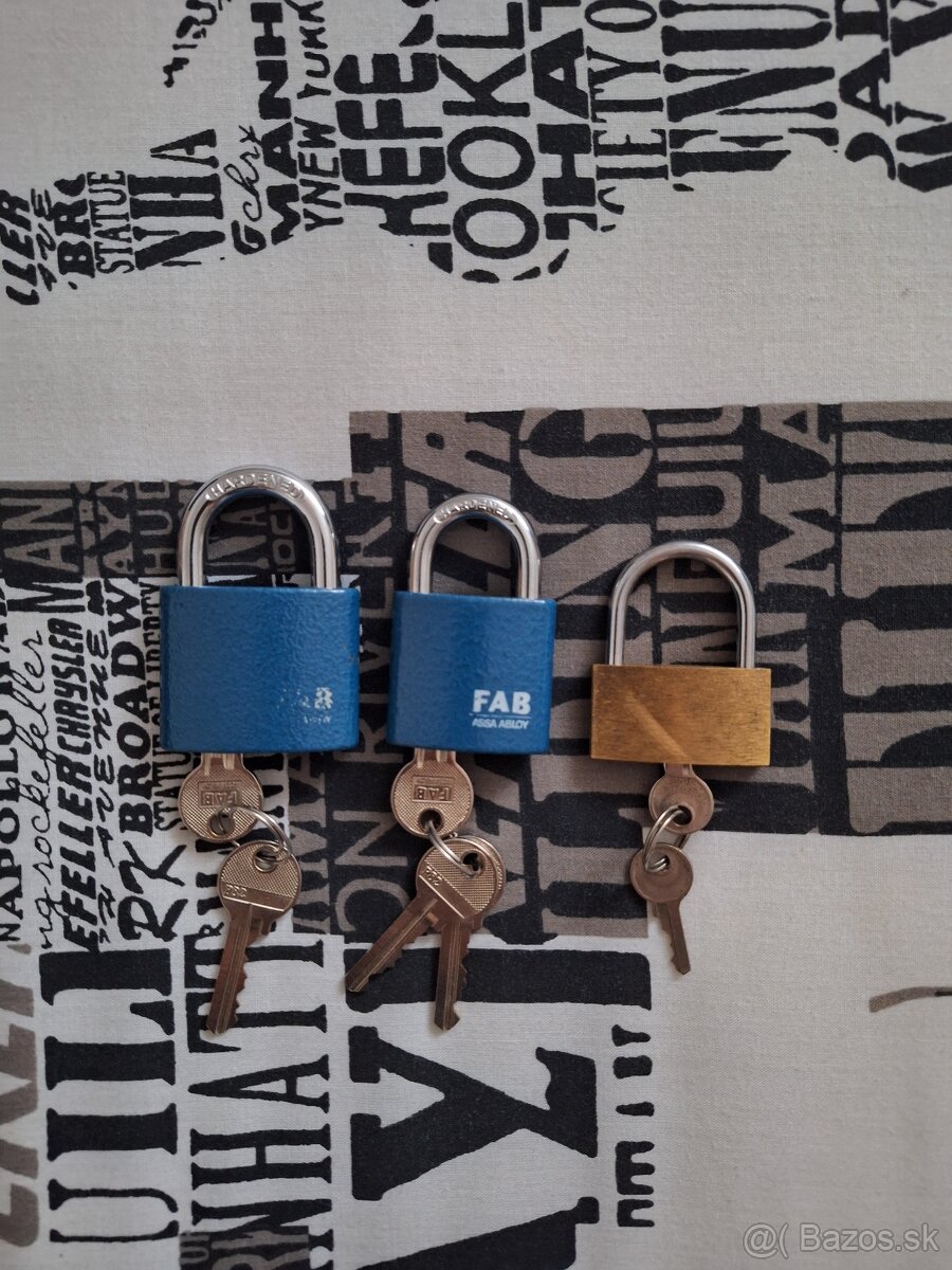 Zámky na skrinky