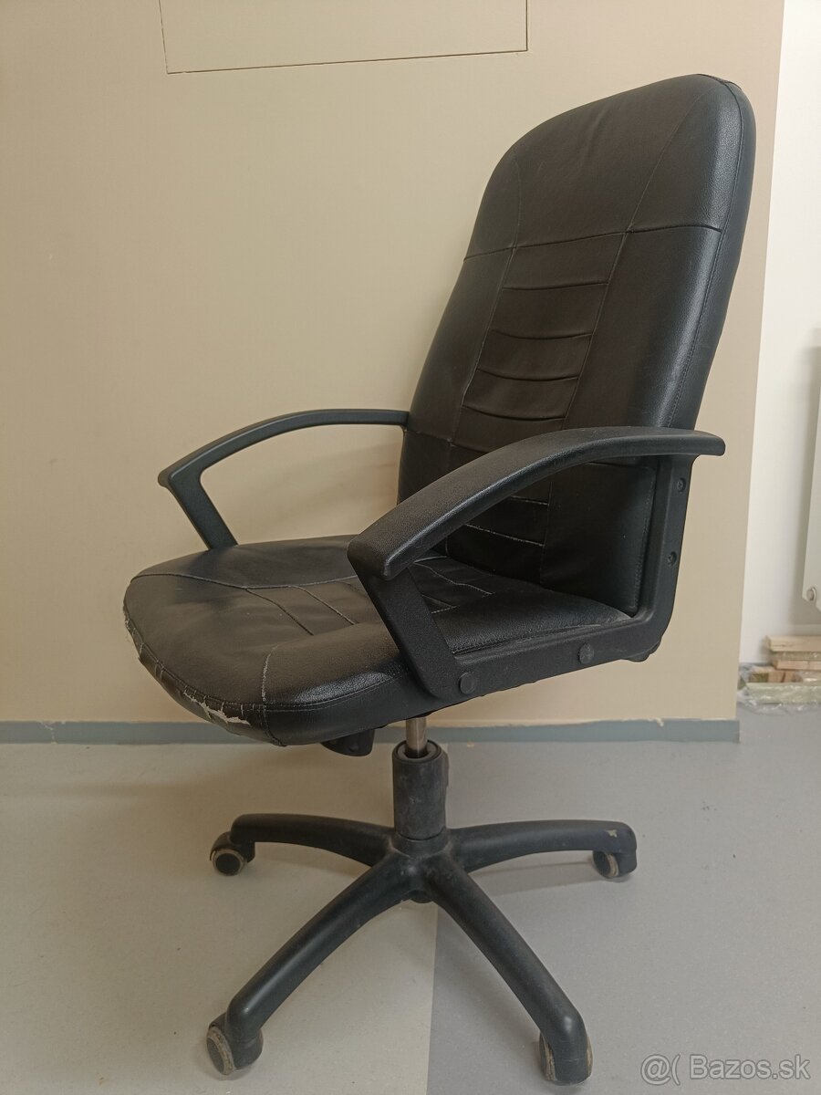 Kancelarska stolicka