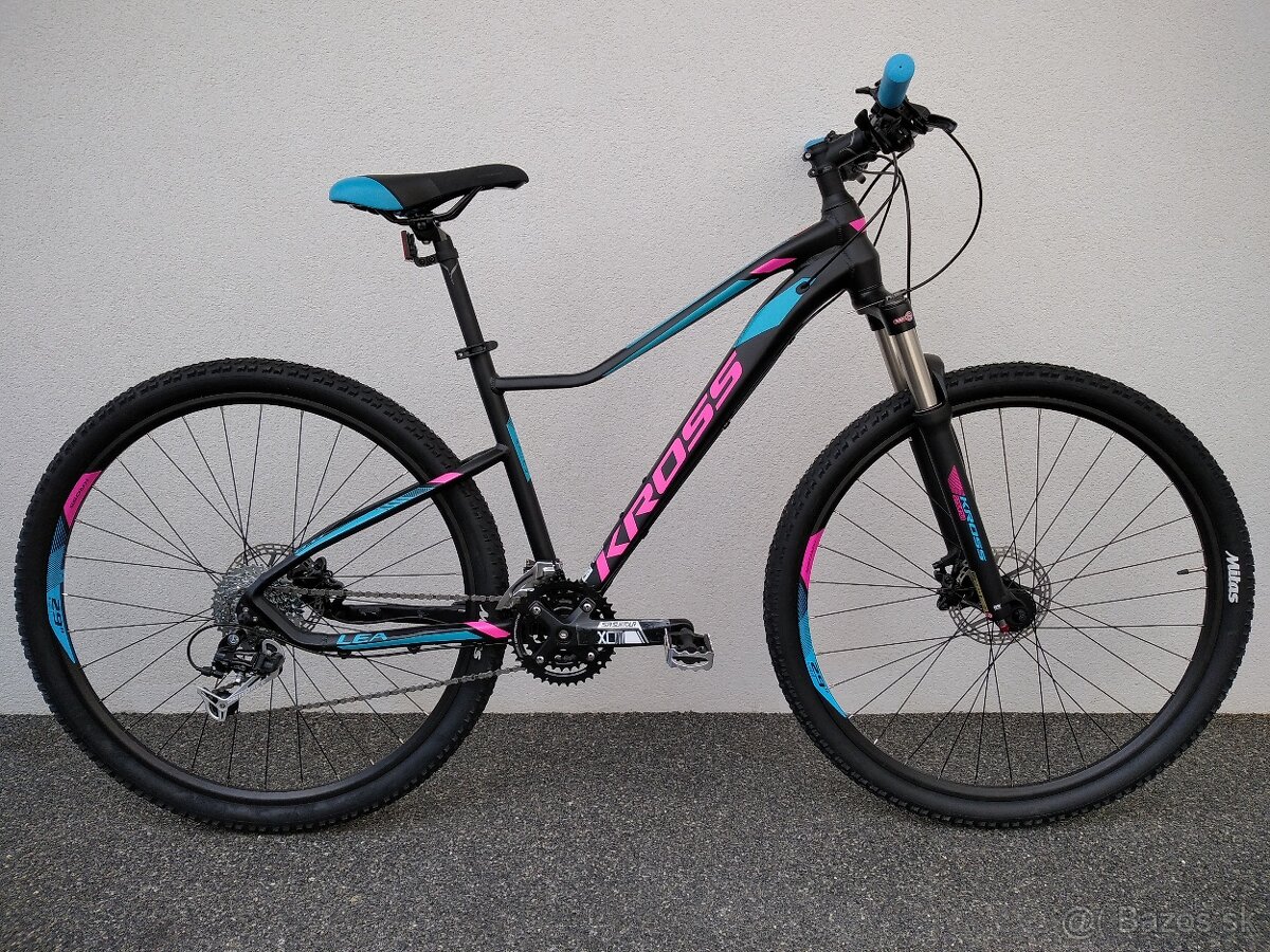 LEA 8.0 rám 17" so zárukou