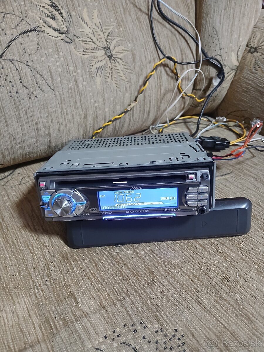 Ponukam Autoradio