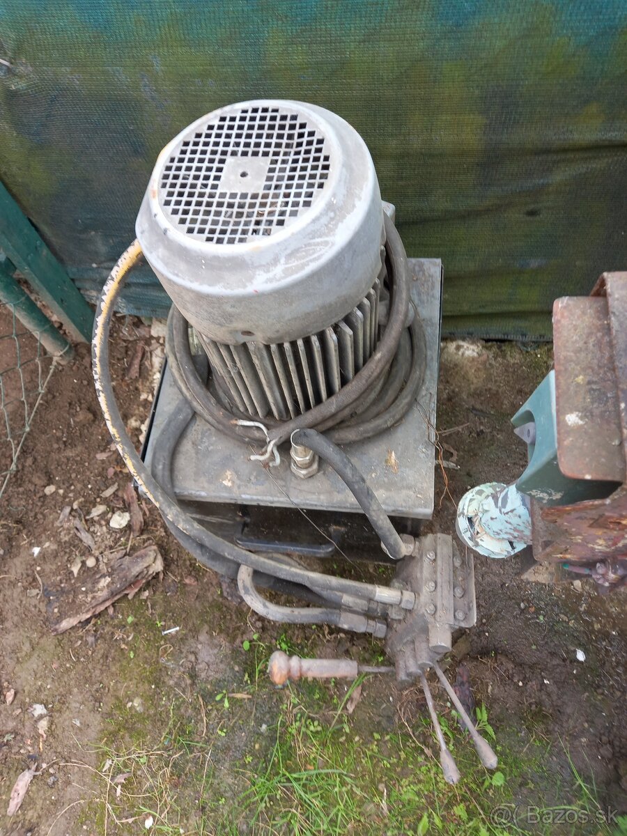 Predám hydraulické čerpadlo