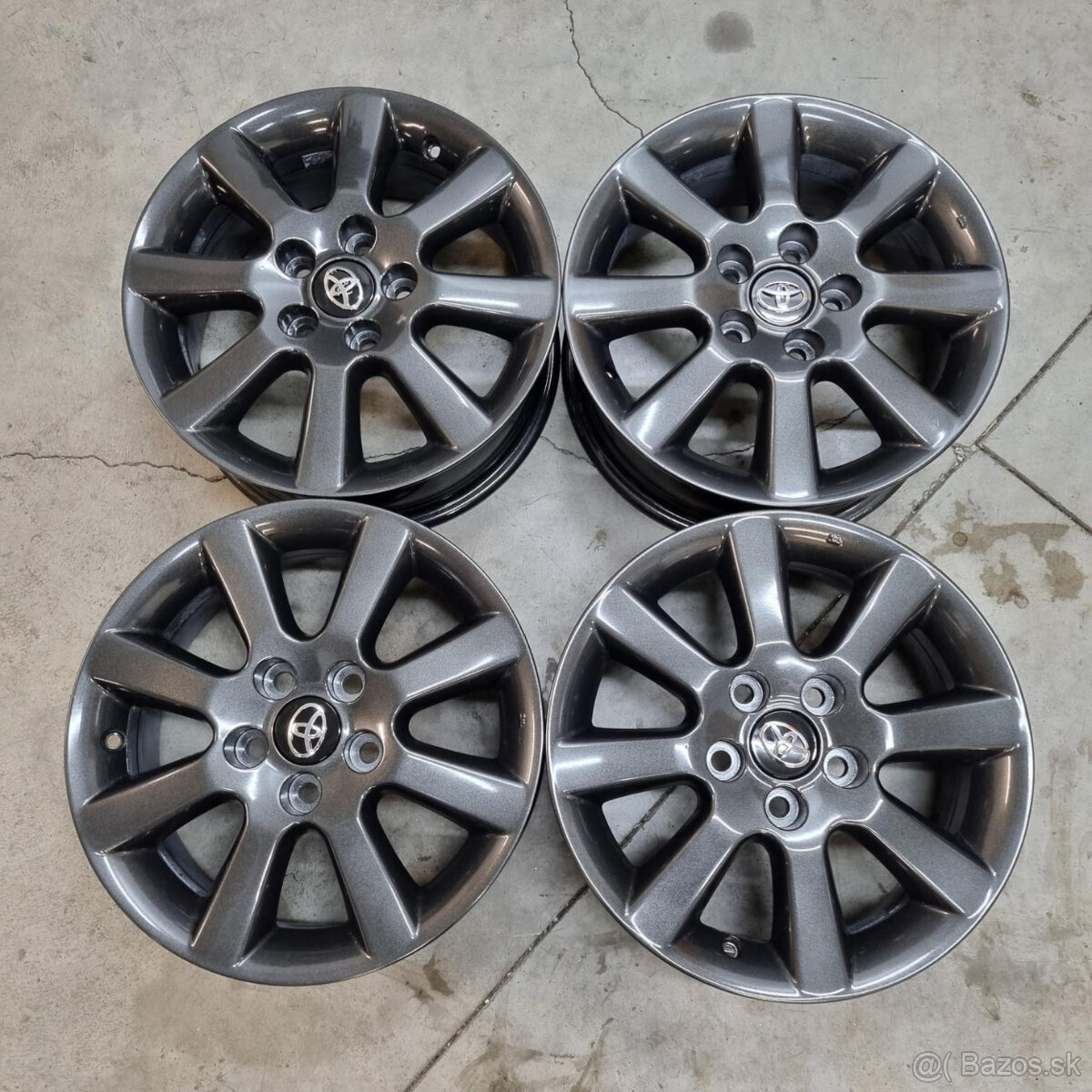 TOYOTA disky 5x114,3 R16 6,5J ET45