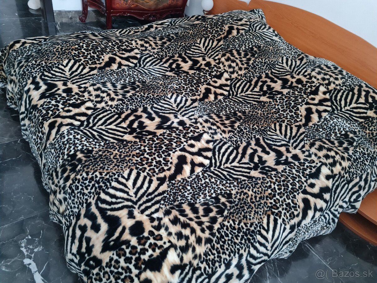 Predám 2 luxusné deky na dvojposteľ