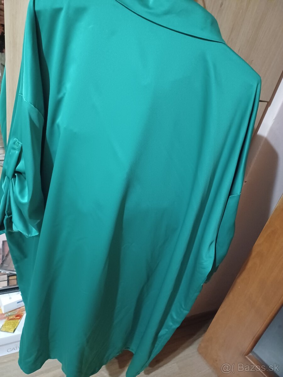 Zelené satenové košelovo šaty, Uni veľkosť