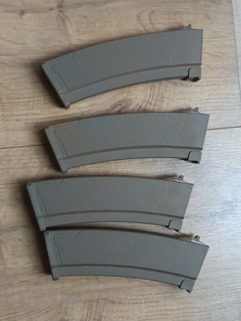 Zásobníky do AK Specna Arms