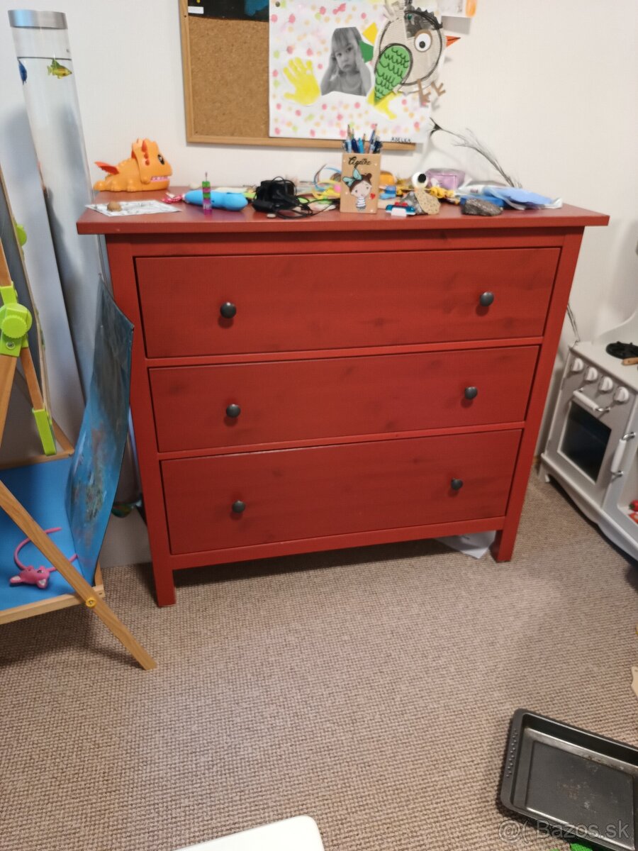 Komoda Hemnes IKEA