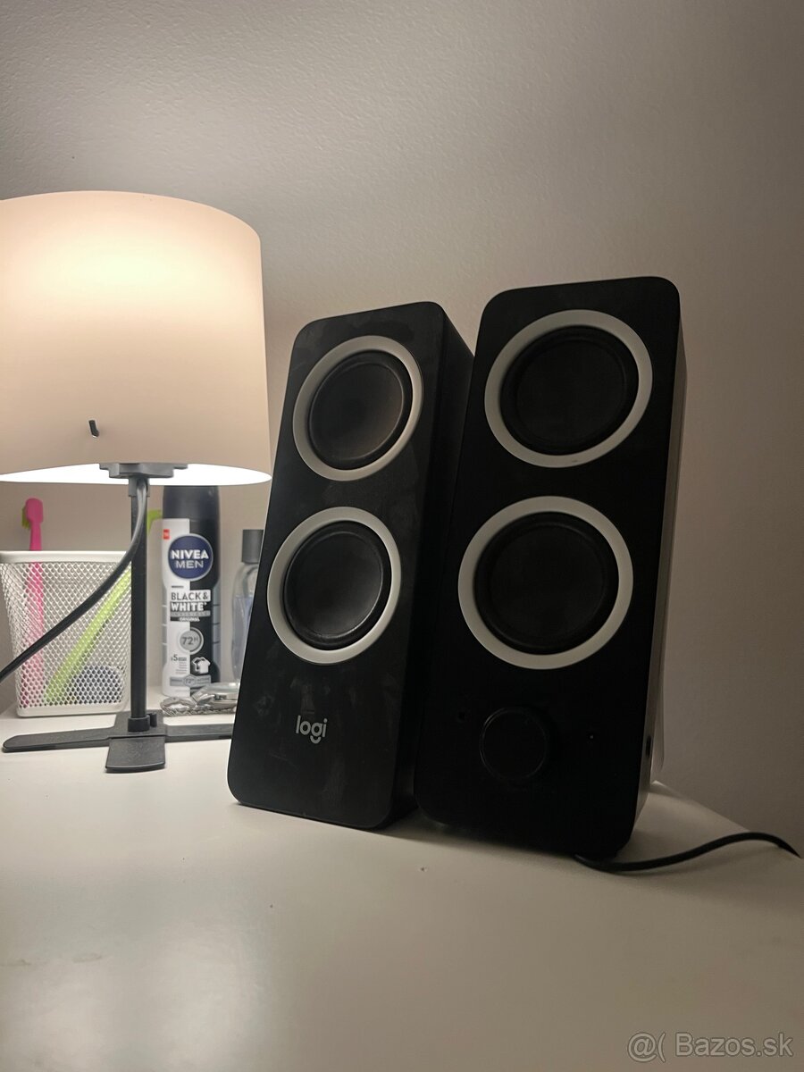 Logitech reproduktory