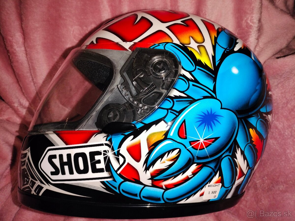 Prilba - helma  na motorku Shoei