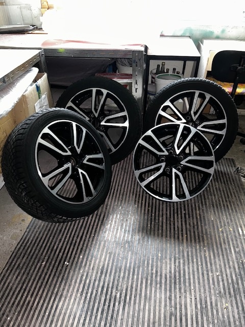 Disky ALUTEC Tormenta + zimné pneumatiky Yokohama