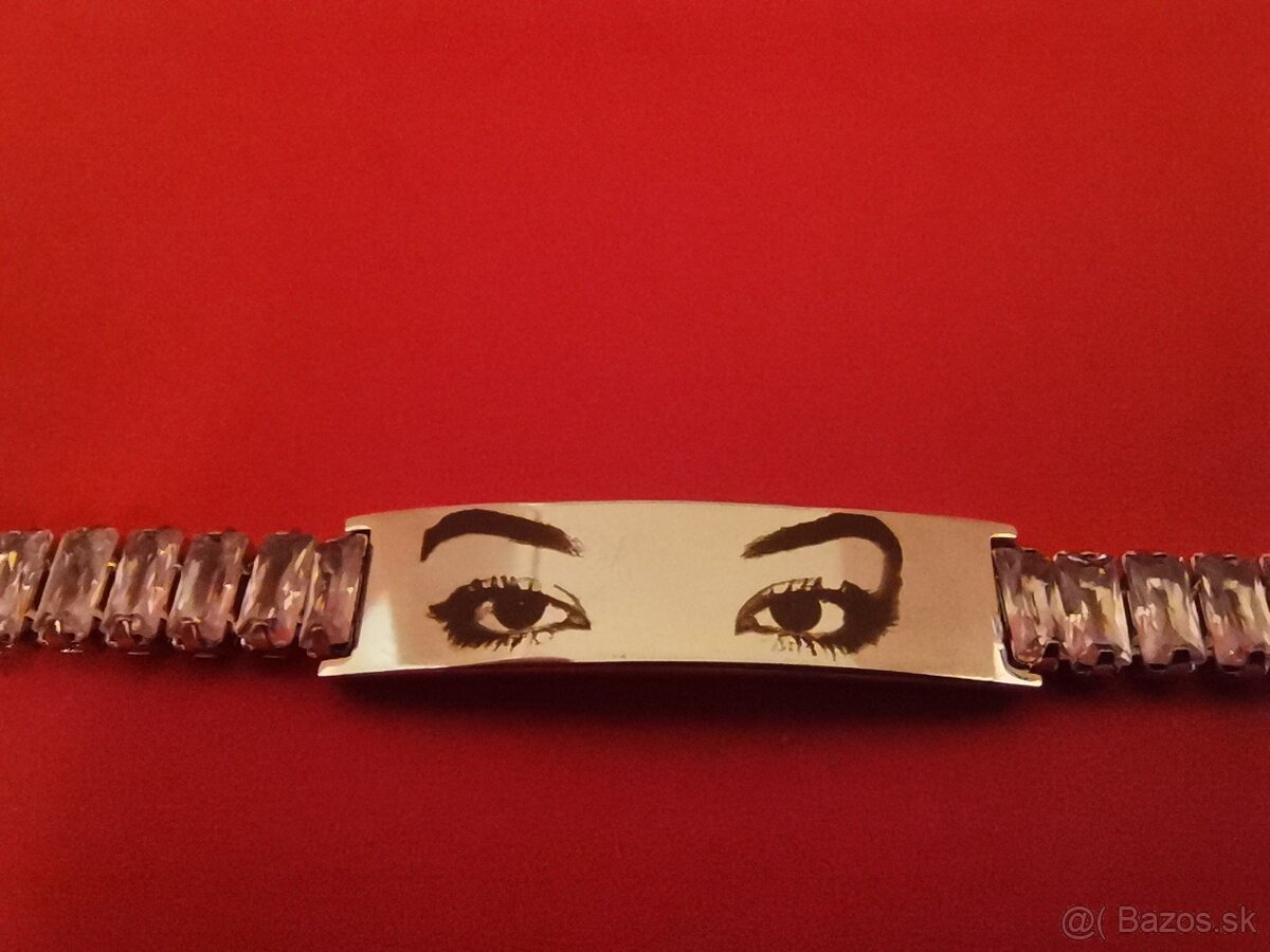 Dámsky náramok na ruku