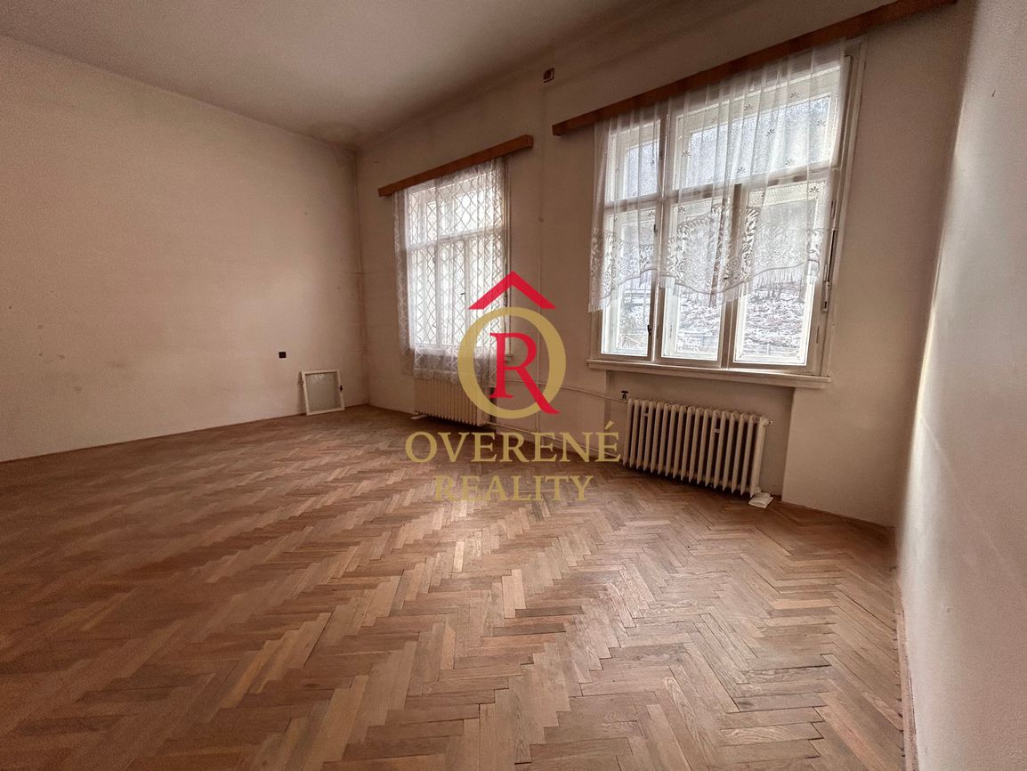 Veľkometrážny slnečný dvojizbový byt s romantickou dušou a v