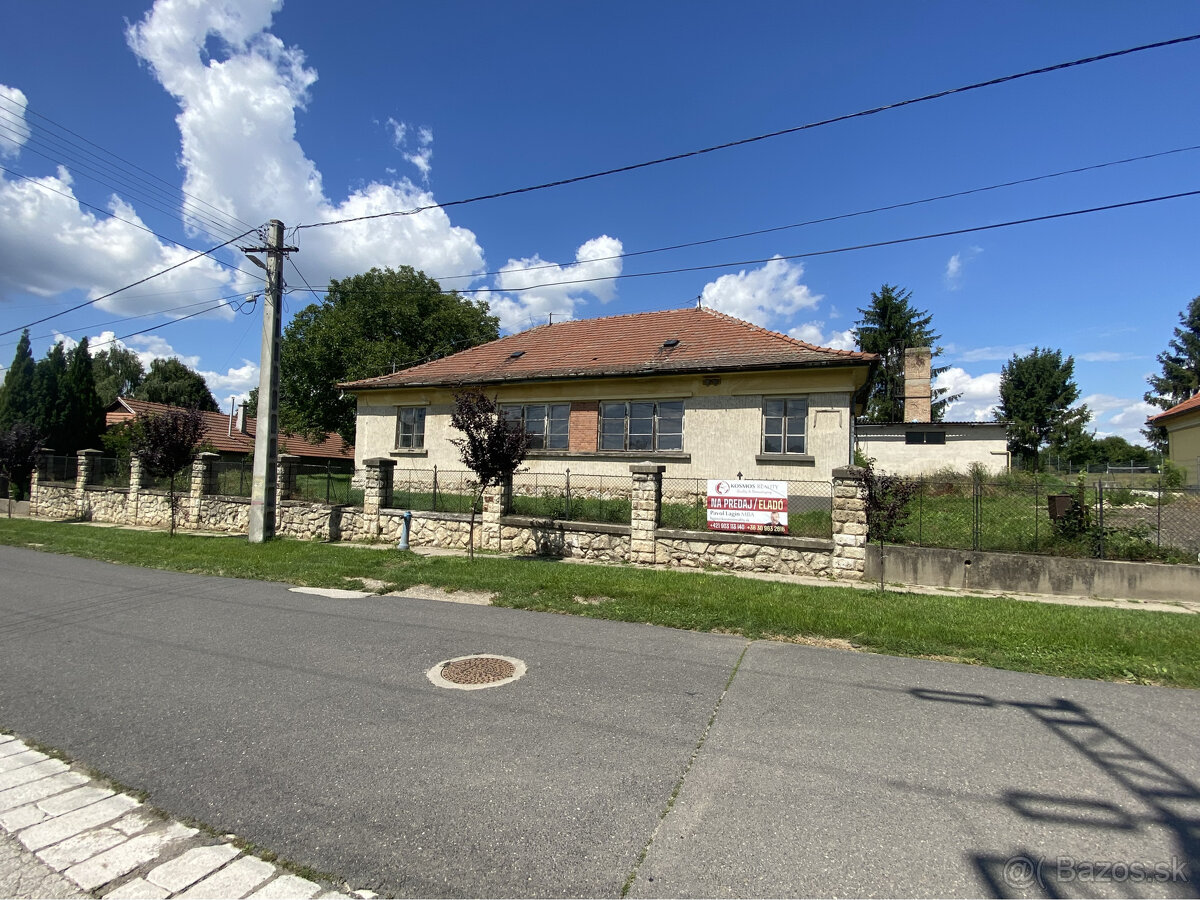 PREDAJ Budova Gönc, Maďarsko