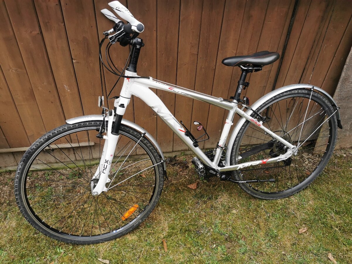 Damsky bicykel cross trekingovy