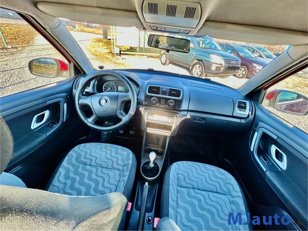 Škoda Fabia 1.2i r.v.2008/4 možný leasing/úver